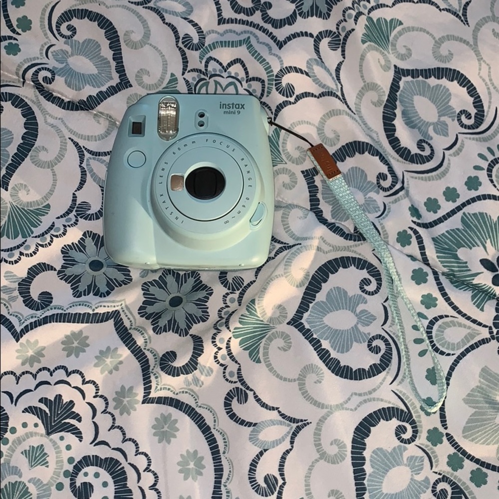 Polaroid camera